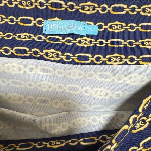 Size small J. McLaughlin skirt Navy and Gold Chain Print like-new condition - Picture 4 of 4
